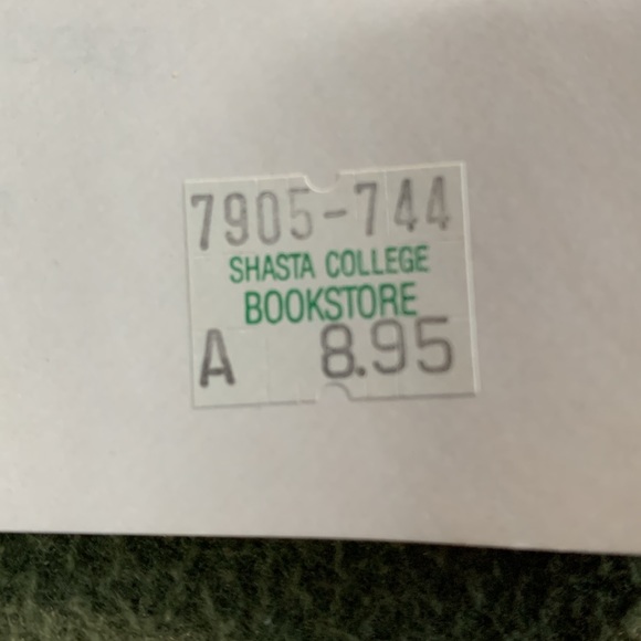 2 Children’s Music Books.  Wee Sing and Play.  More Piggyback Songs. - Picture 7 of 7